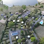 3 Avec Terrasse Pour 6 Personnes - Api-1-52-1375 Kemping Saint-Gervais-dʼAuvergne