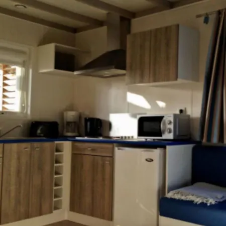 3 Avec Terrasse Pour 6 Personnes - Api-1-52-1375 Saint-Gervais-dʼAuvergne