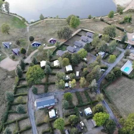 3 Avec Terrasse Pour 6 Personnes - Api-1-52-1375 Κάμπινγκ Saint-Gervais-dʼAuvergne