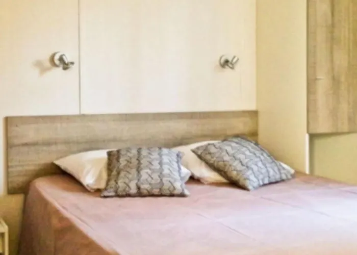 3 Avec Terrasse Pour 6 Personnes - Api-1-52-1375 Saint-Gervais-dʼAuvergne