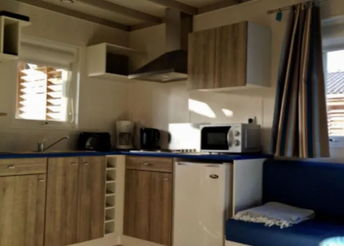 3 Avec Terrasse Pour 6 Personnes - Api-1-52-1375 Saint-Gervais-dʼAuvergne