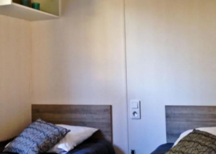 3 Avec Terrasse Pour 6 Personnes - Api-1-52-1375 Saint-Gervais-dʼAuvergne