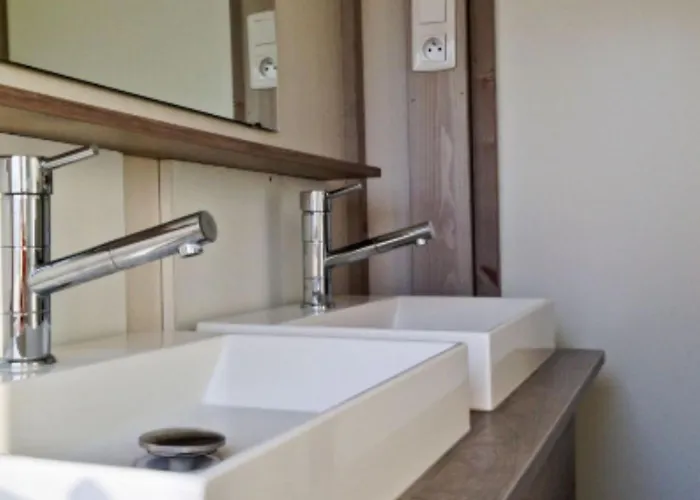 3 Avec Terrasse Pour 6 Personnes - Api-1-52-1375