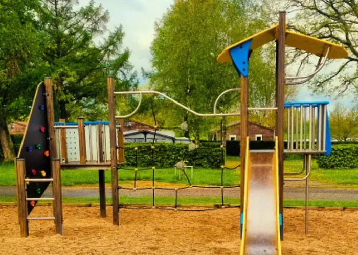 Camping 3 Avec Terrasse Pour 6 Personnes - Api-1-52-1375 Saint-Gervais-dʼAuvergne