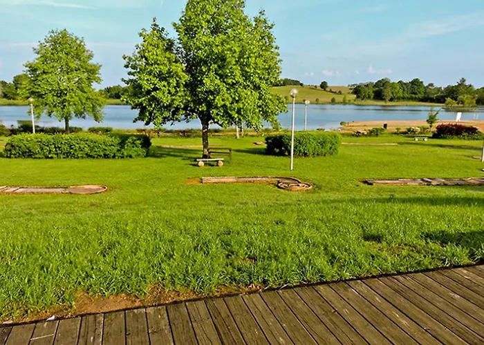 3 Avec Terrasse Pour 6 Personnes - Api-1-52-1375 *