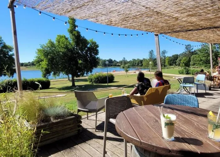 3 Avec Terrasse Pour 6 Personnes - Api-1-52-1375 Camping *