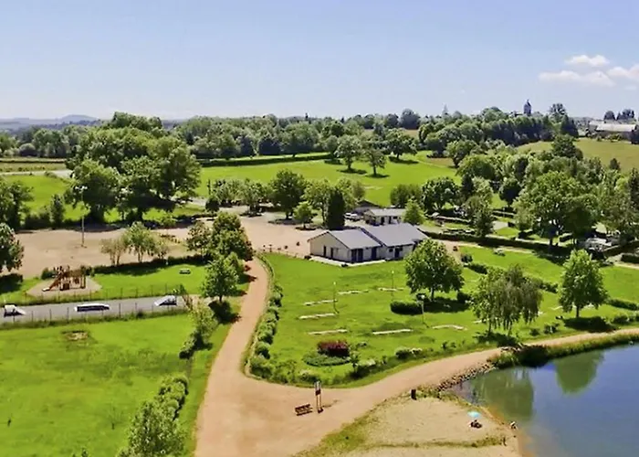 3 Avec Terrasse Pour 6 Personnes - Api-1-52-1375 Saint-Gervais-dʼAuvergne